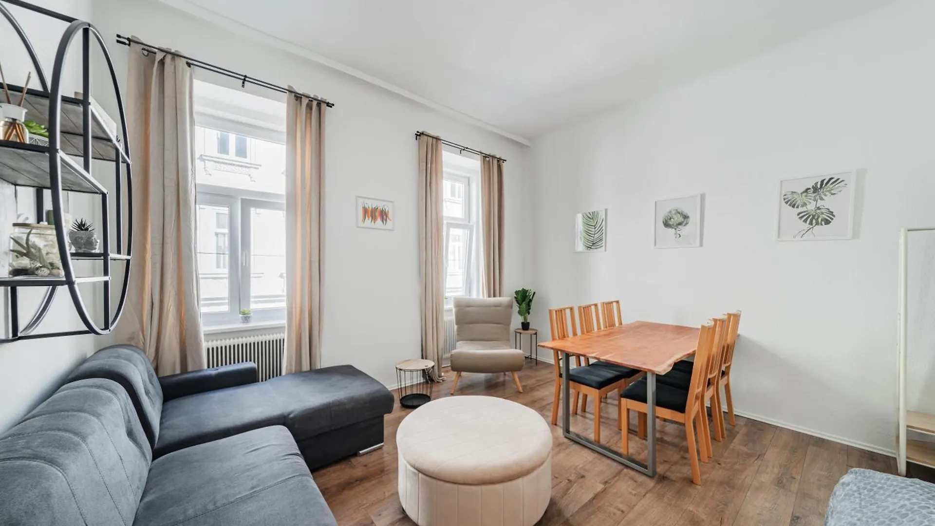 70 M2 Central Westbahnhof Apartment Viena 0*,  Austria