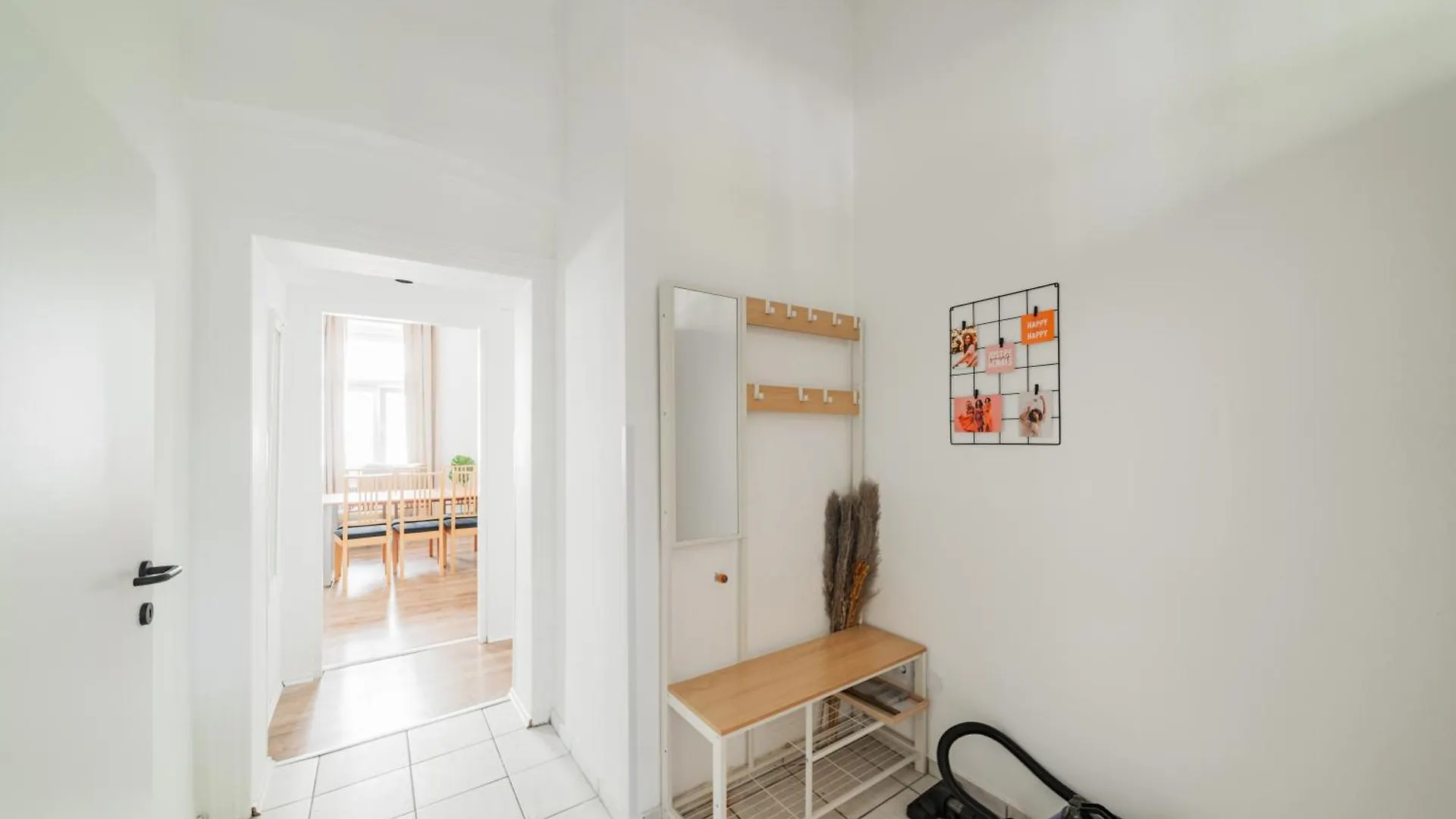70 M2 Central Westbahnhof Apartment Viena